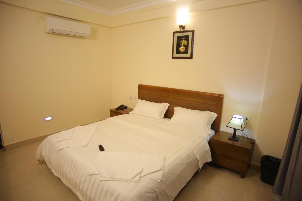 The Lounge Business Hotel Bengaluru Kültér fotó