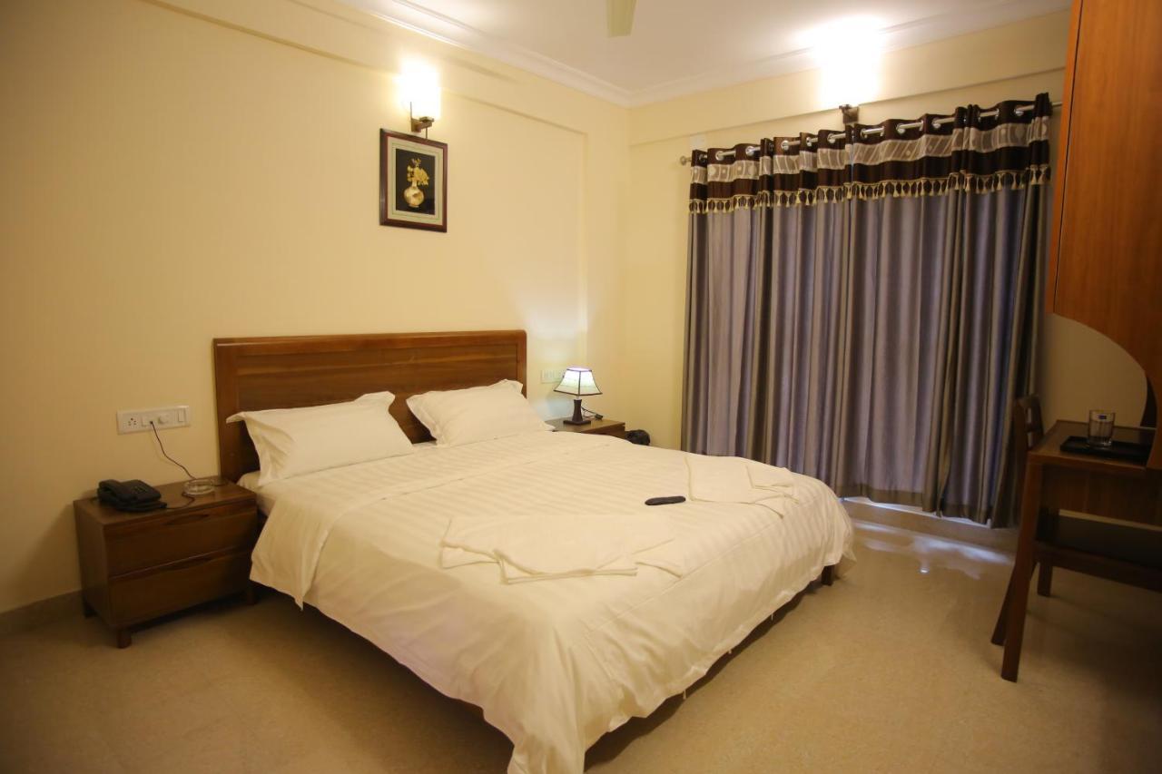 The Lounge Business Hotel Bengaluru Kültér fotó