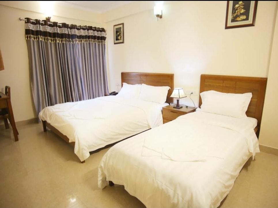The Lounge Business Hotel Bengaluru Kültér fotó