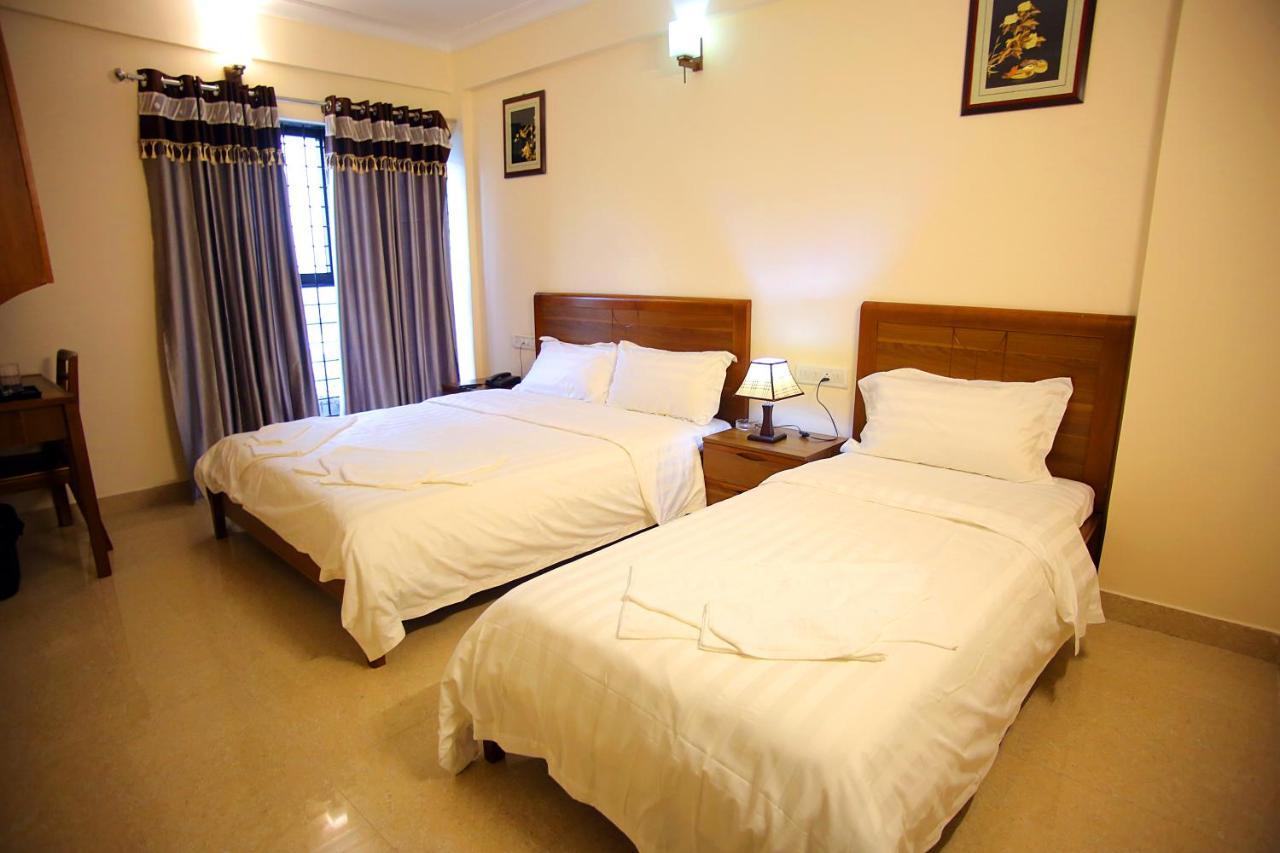 The Lounge Business Hotel Bengaluru Kültér fotó