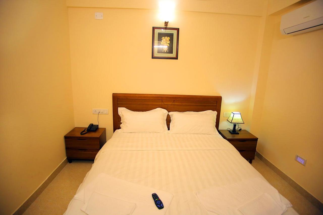 The Lounge Business Hotel Bengaluru Kültér fotó